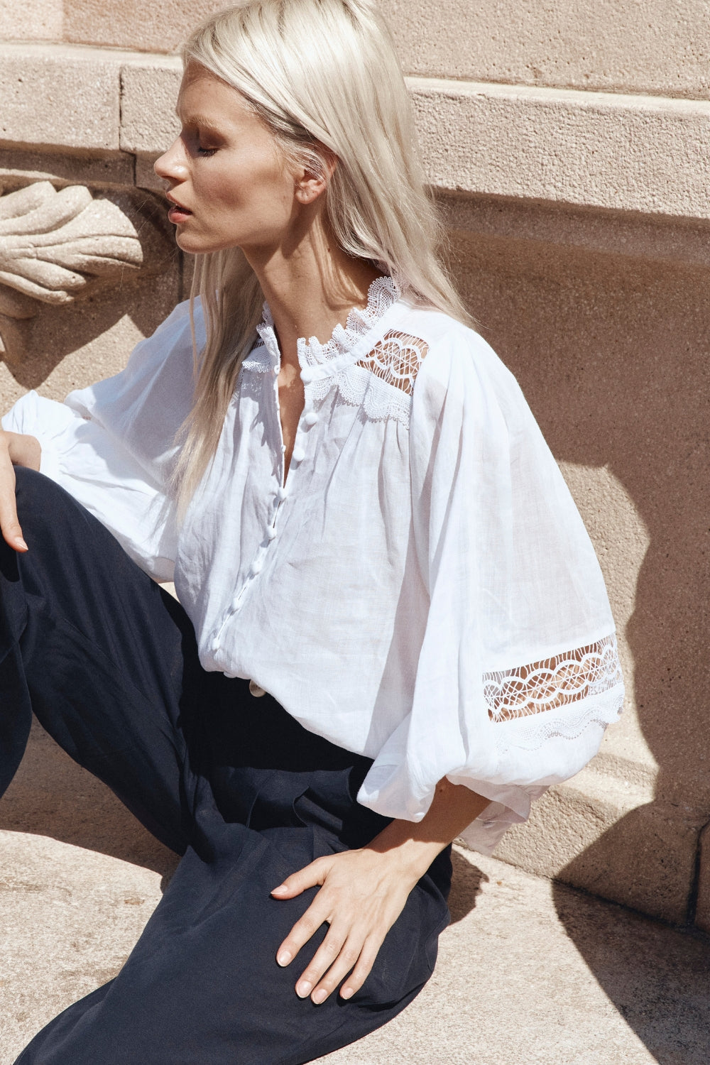 Quell Top in Porcelain