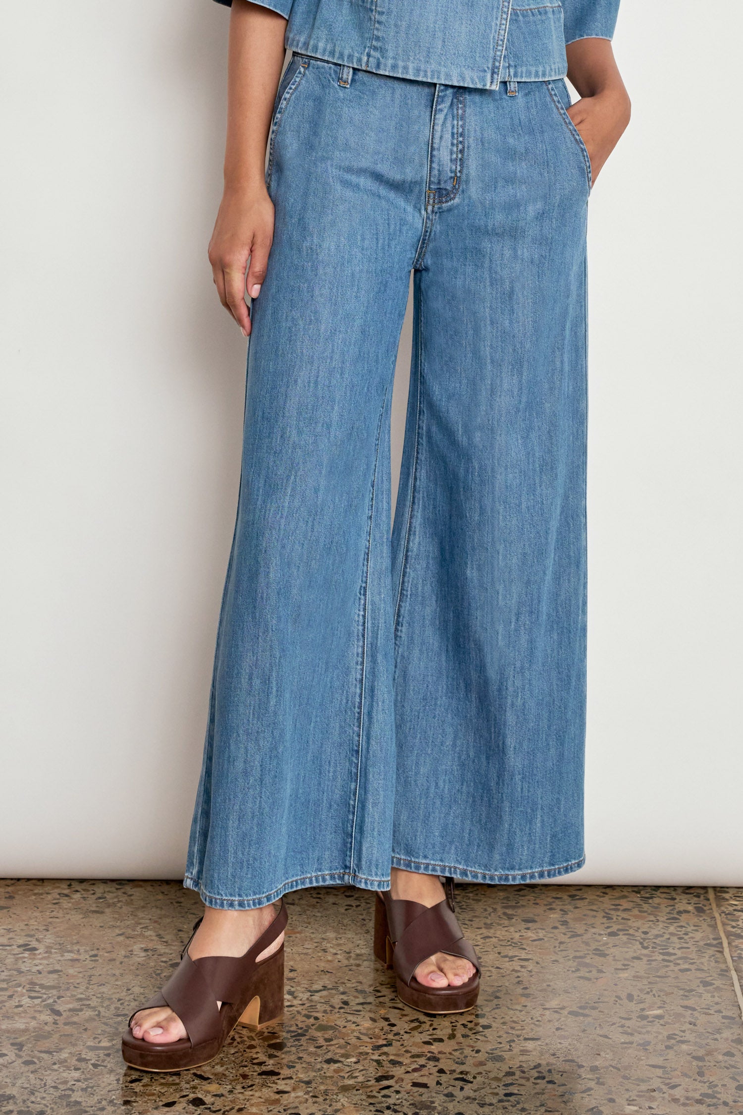 affinity jean - mid wash denim