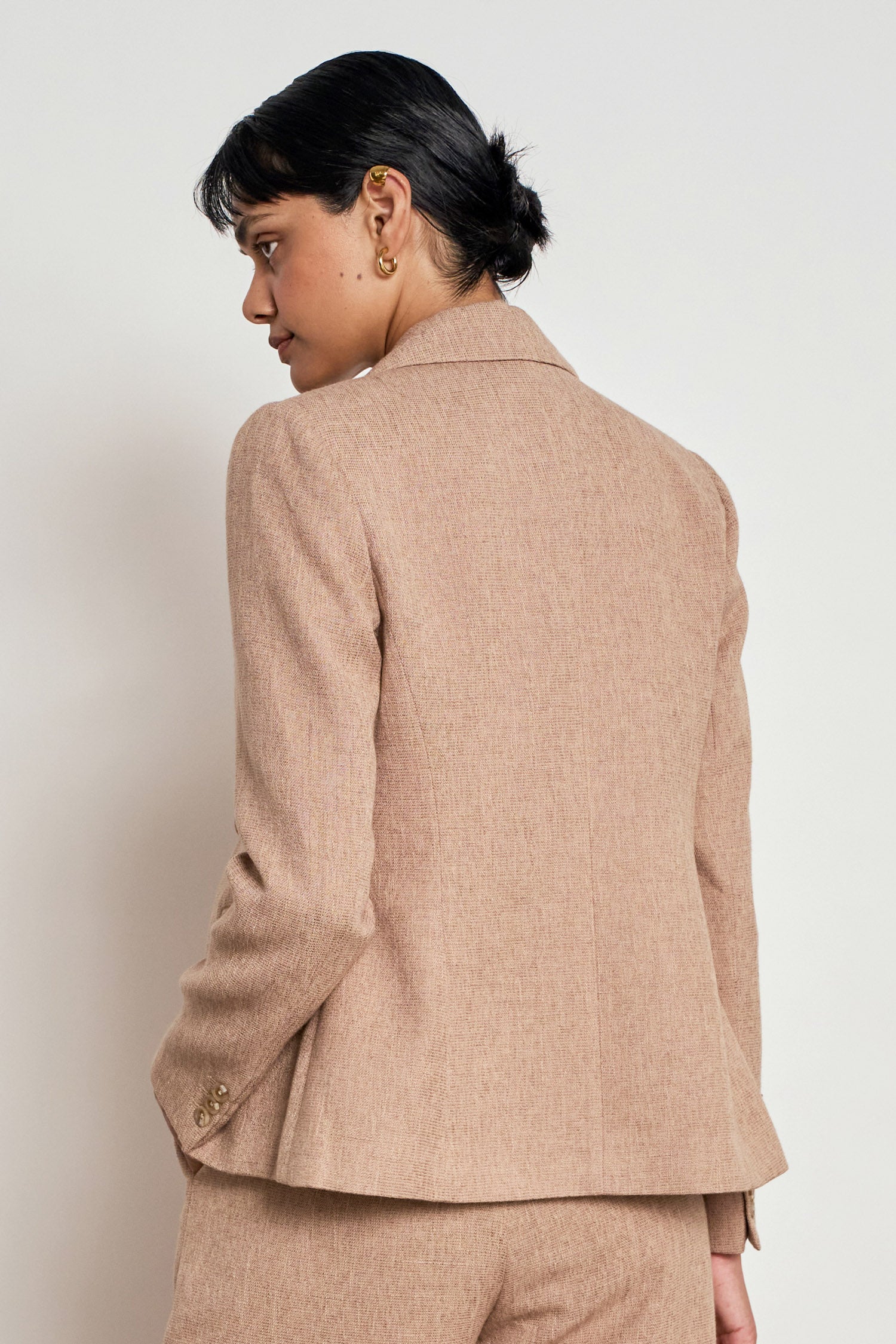 balance jacket - pebble