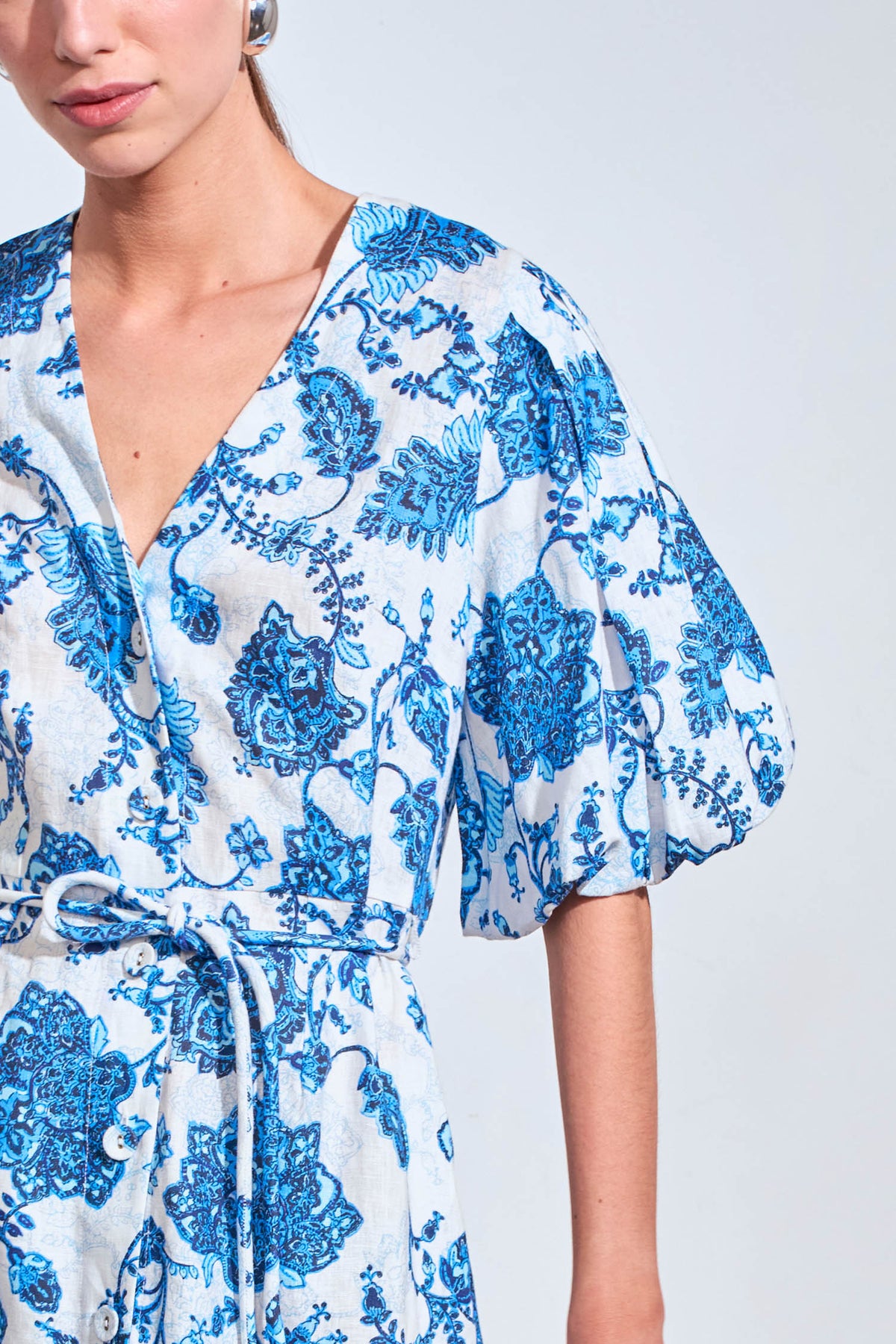 focus dress - azure paisley