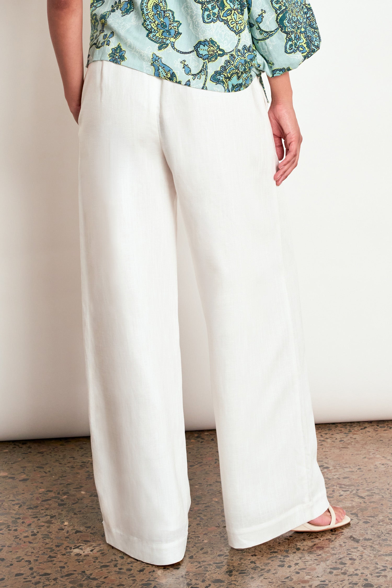 offset pant - porcelain