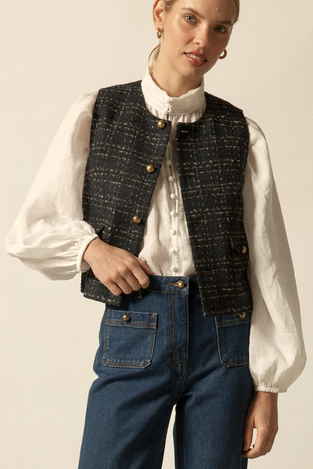 hush vest - midnight check
