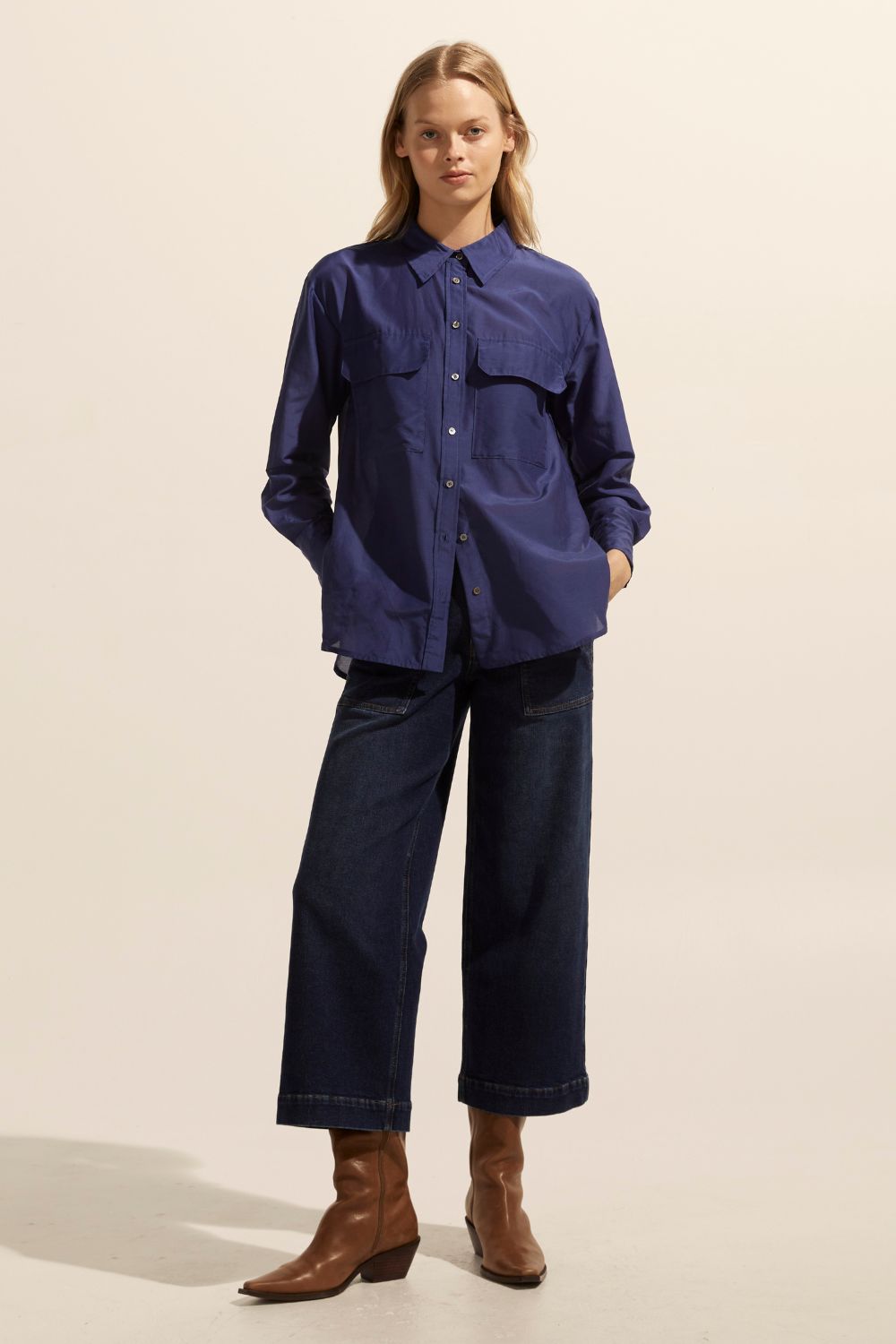 blue, shirt, long-sleeve, button-up shirt, collar, front patch pockets, side splits, front image