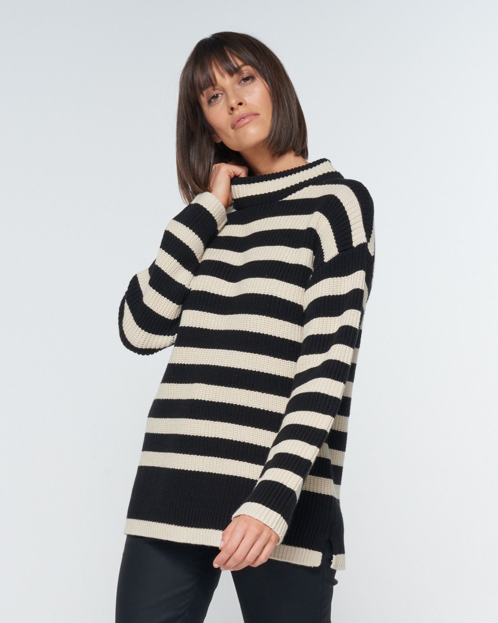 theme knit - black/ecru stripe