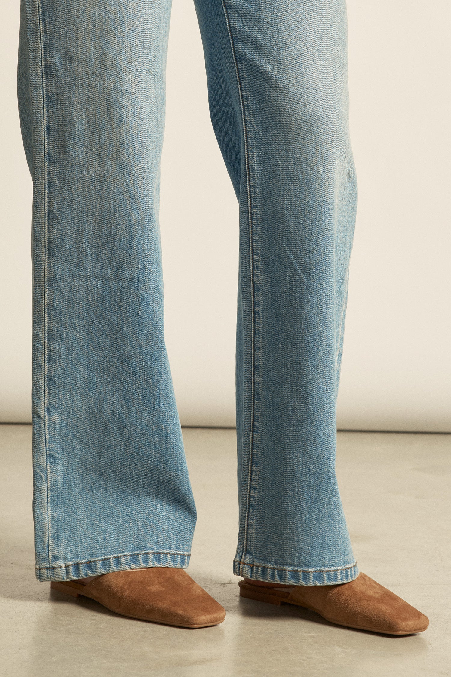 bestow slide - cinnamon suede|  zoe kratzmann| considered design