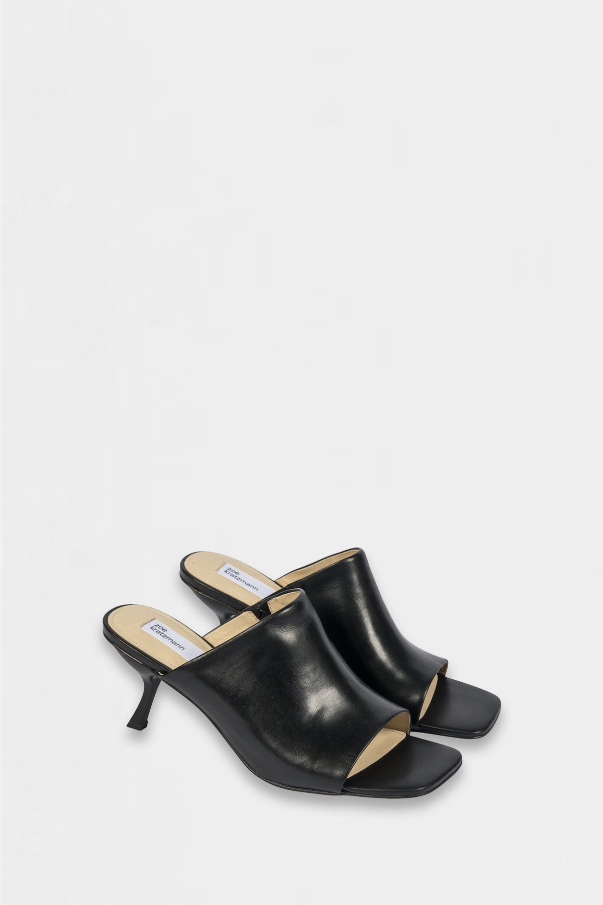 command heel - black leather