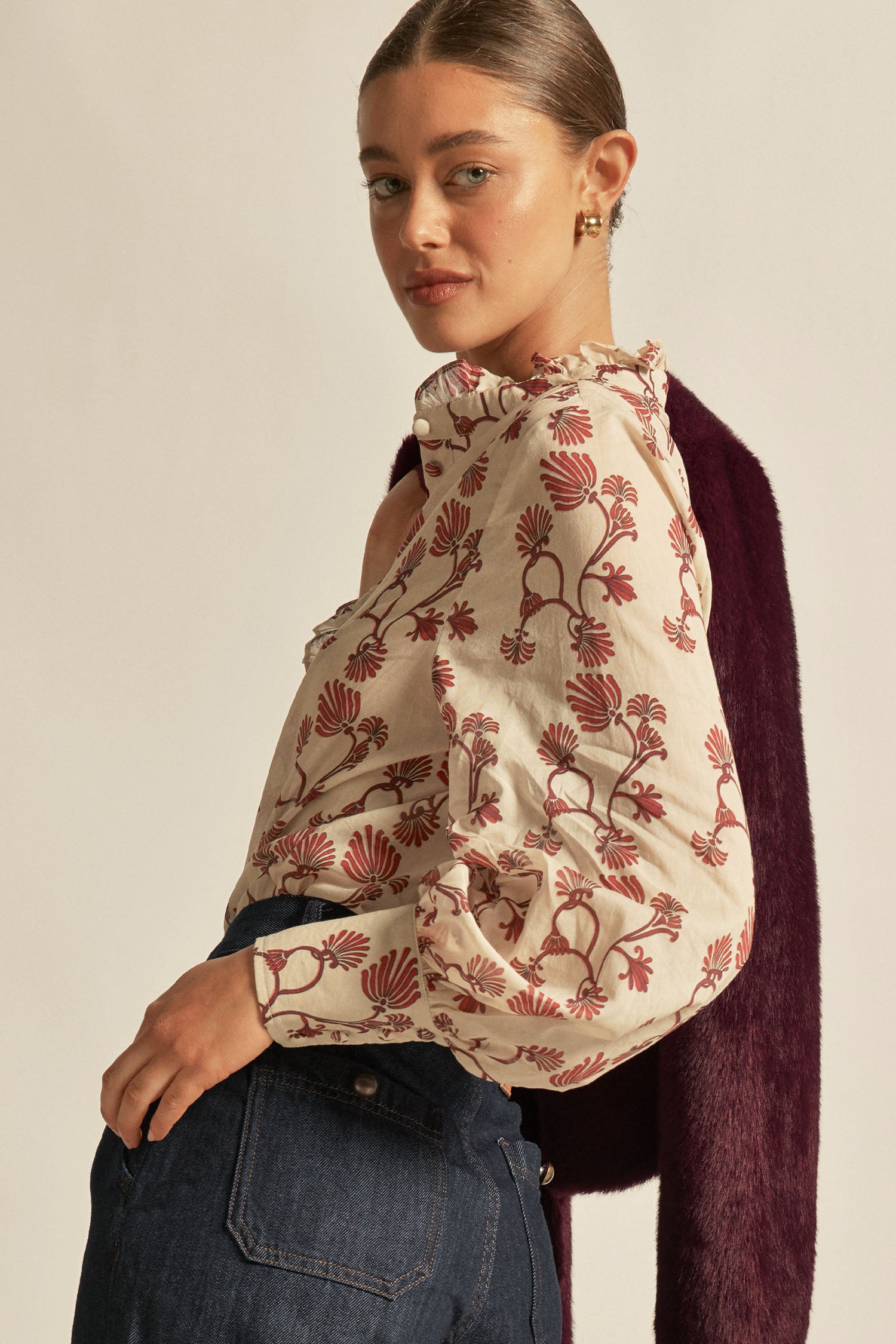 brim top - cream berry nouveau|  zoe kratzmann| considered design