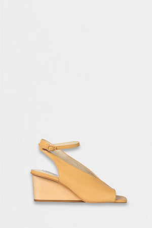 gala wedge - sandcastle
