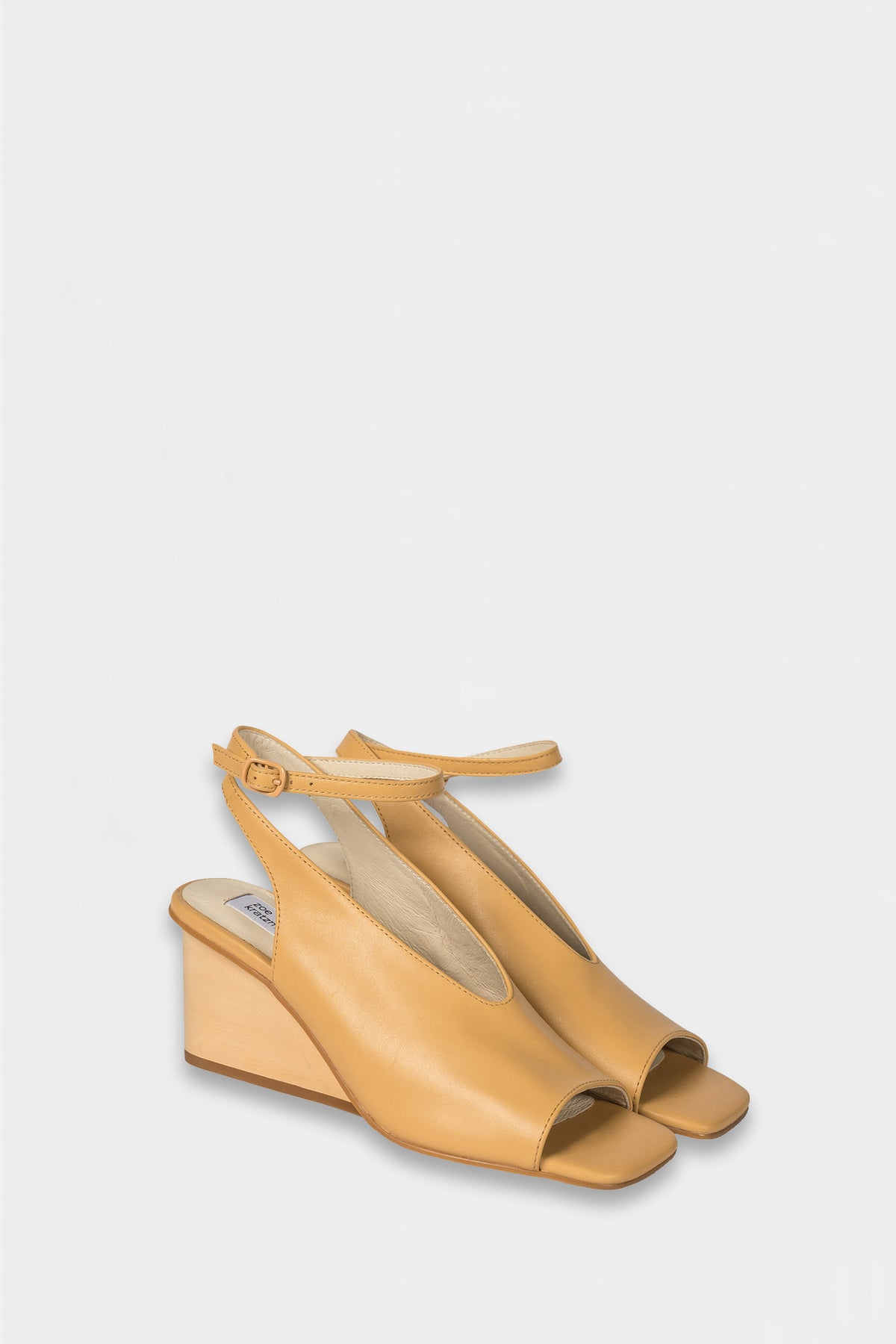gala wedge - sandcastle