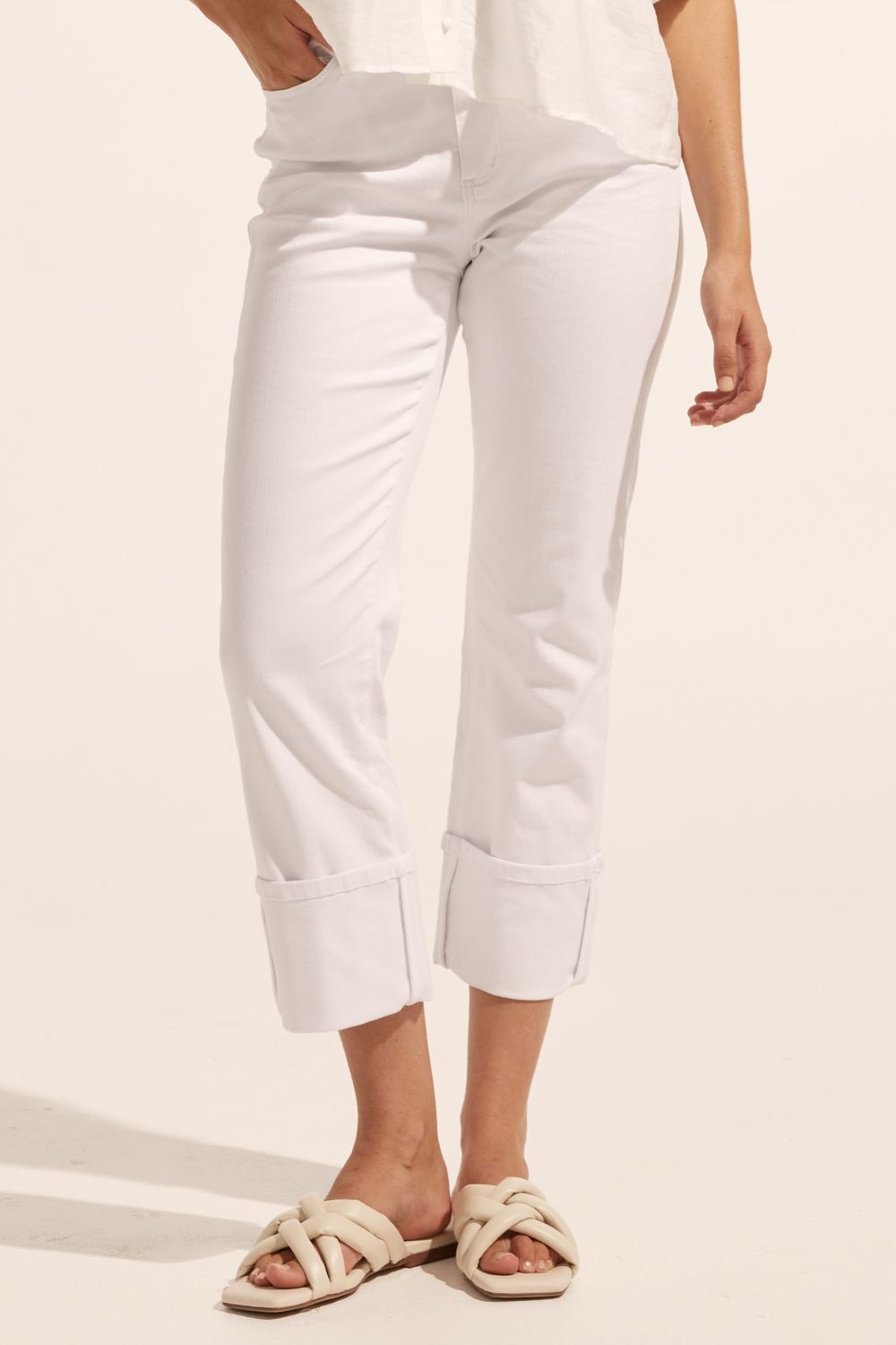 white, pant, cuffed jeans, mid rise jean, straight cut, front image