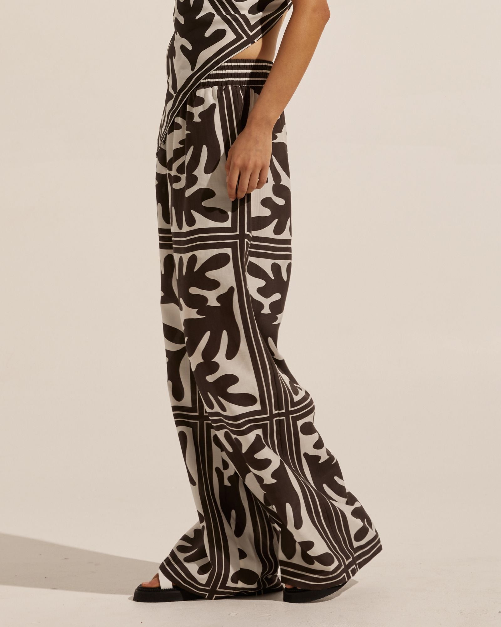 breeze pant - frond choc