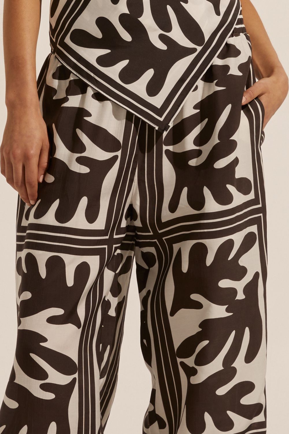 breeze pant - frond choc