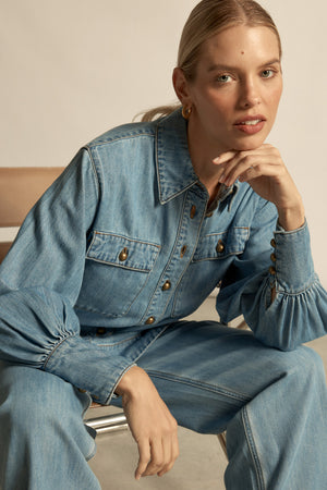 crest top - light washed denim