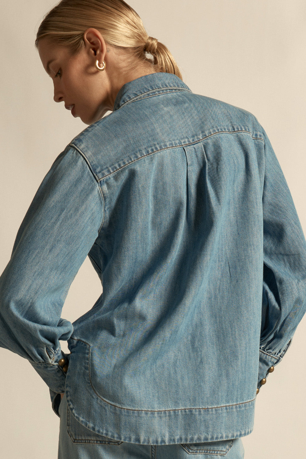 crest top - light washed denim