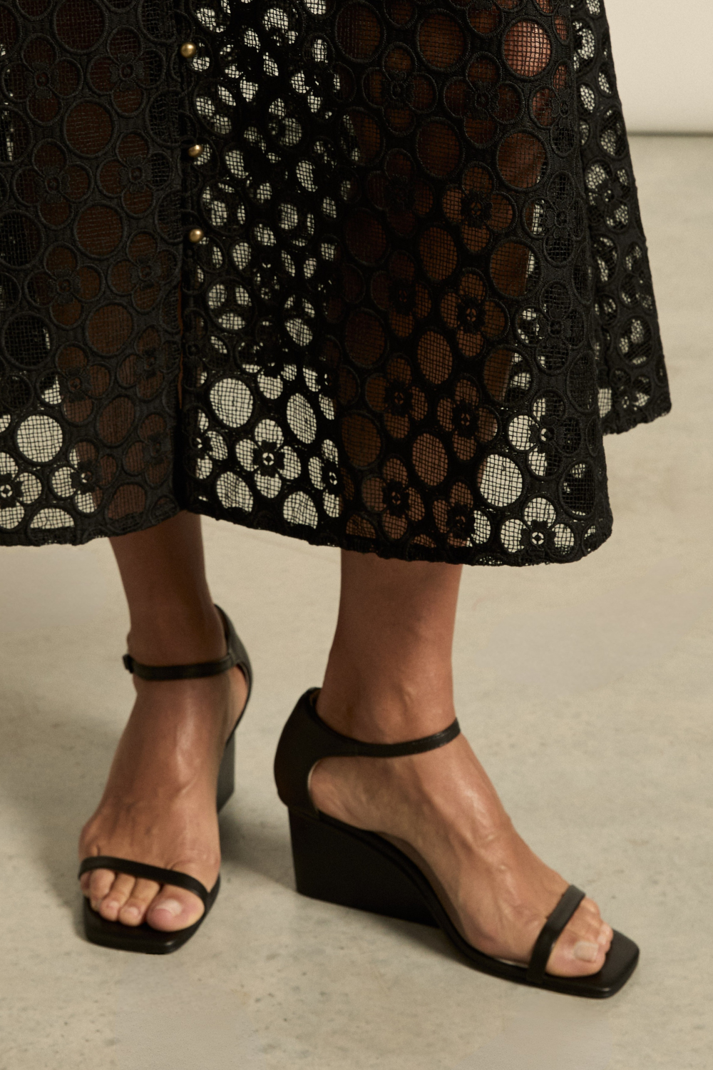 delight wedge - black|  zoe kratzmann| considered design