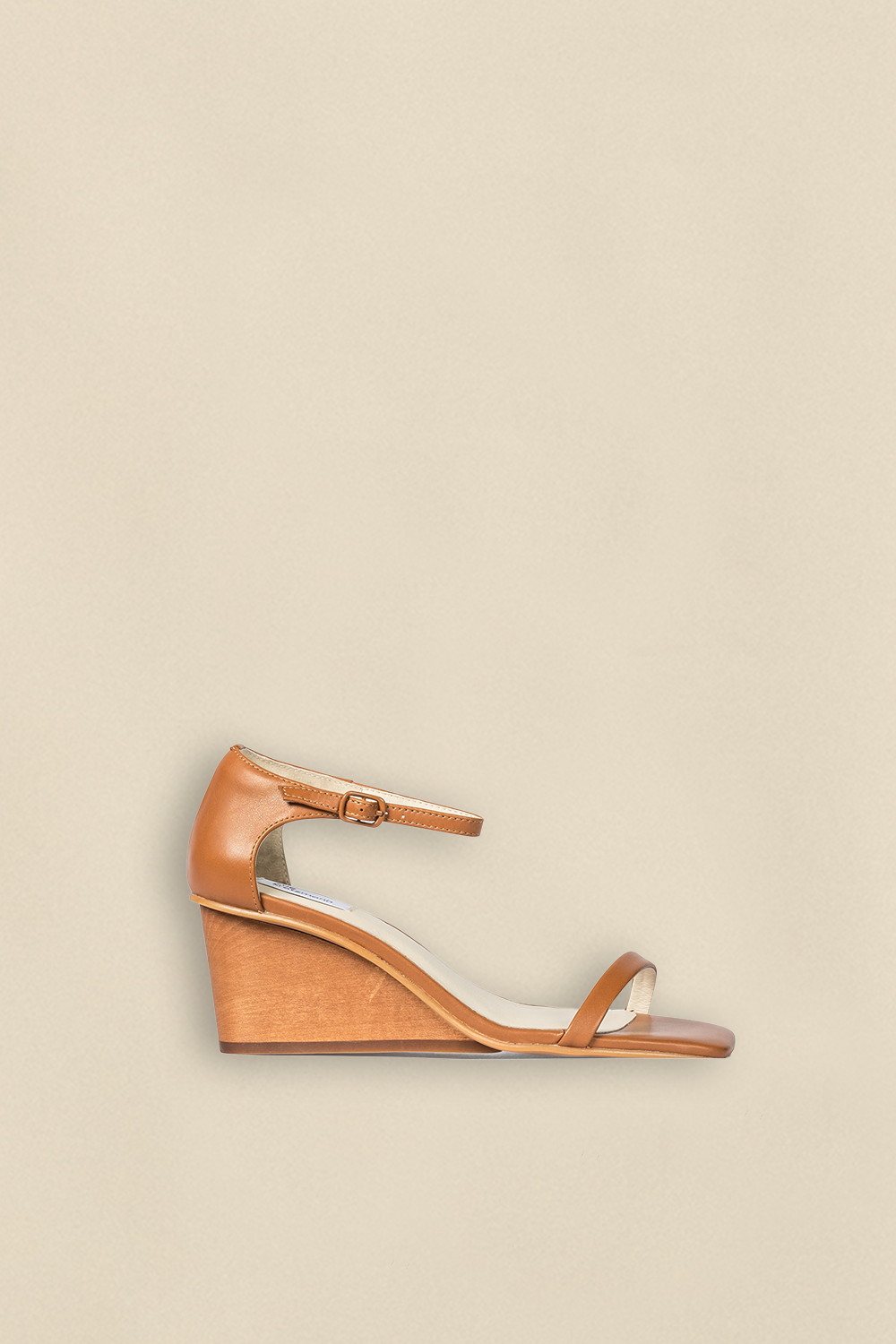 delight wedge - saddle|  zoe kratzmann| considered design