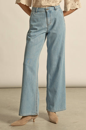 flint jean - light washed denim|  zoe kratzmann| considered design