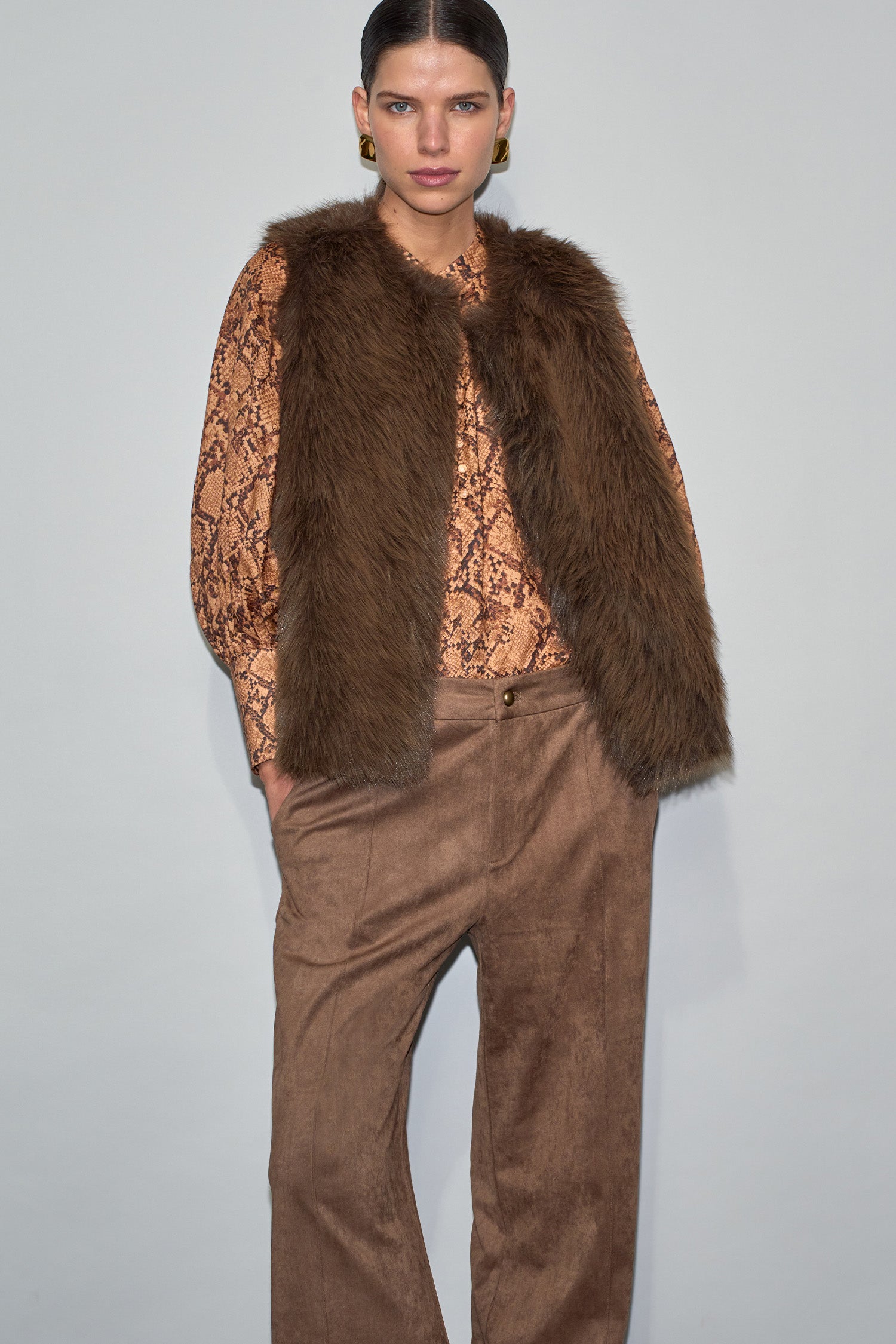 echo vest - chocolate|  zoe kratzmann| considered design