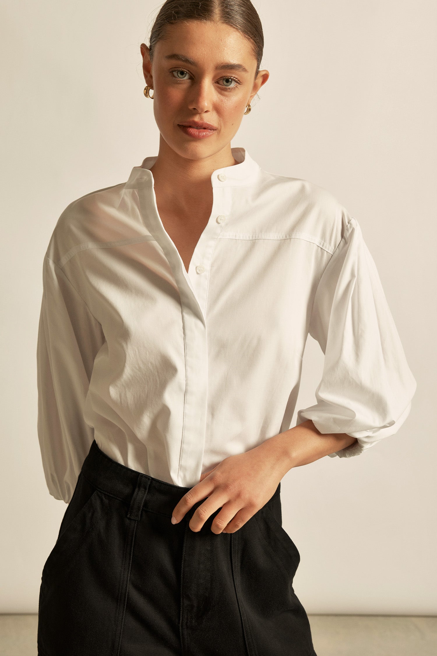 scroll top - porcelain|  zoe kratzmann| considered design