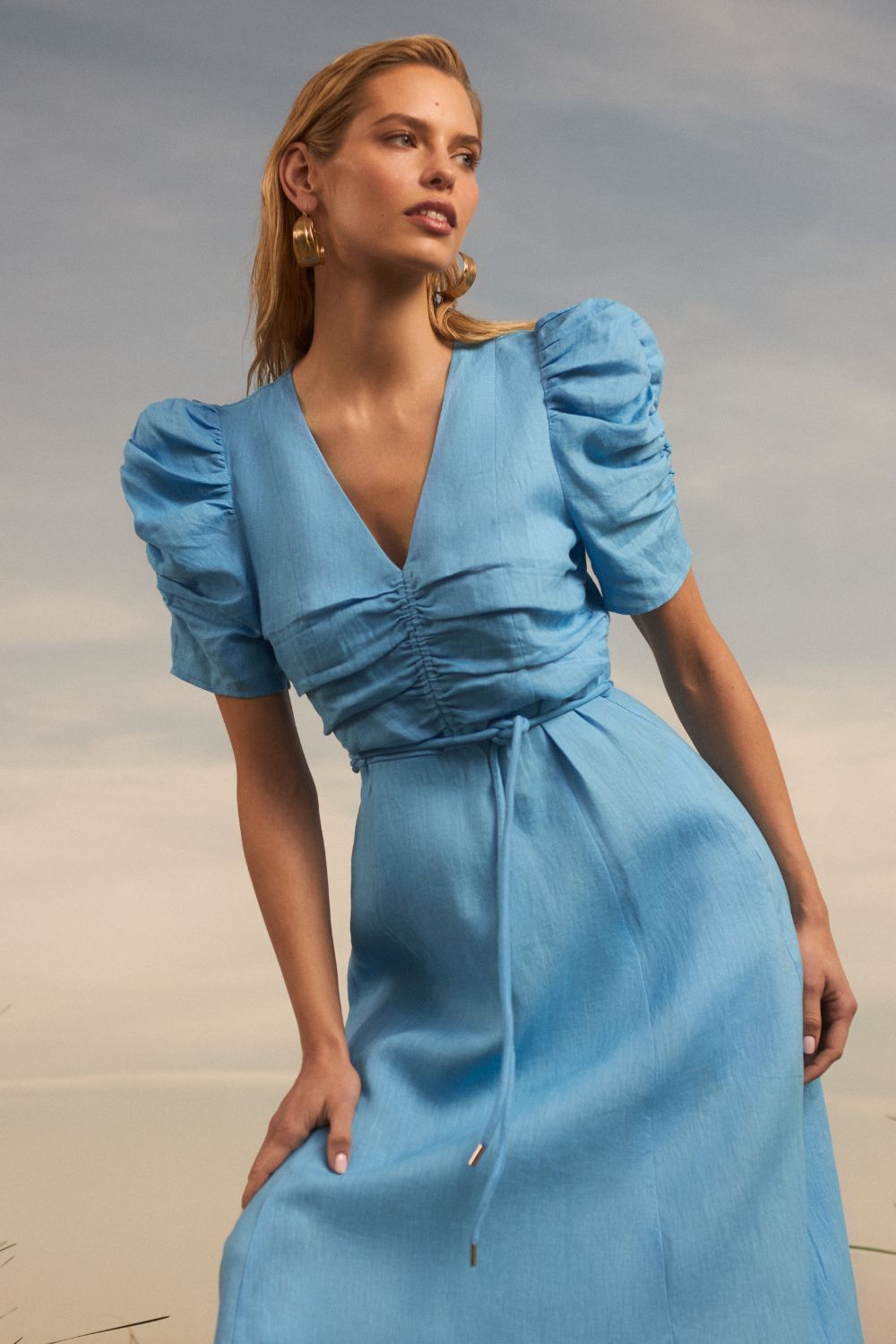 wander dress - parrot scarf – zoe kratzmann
