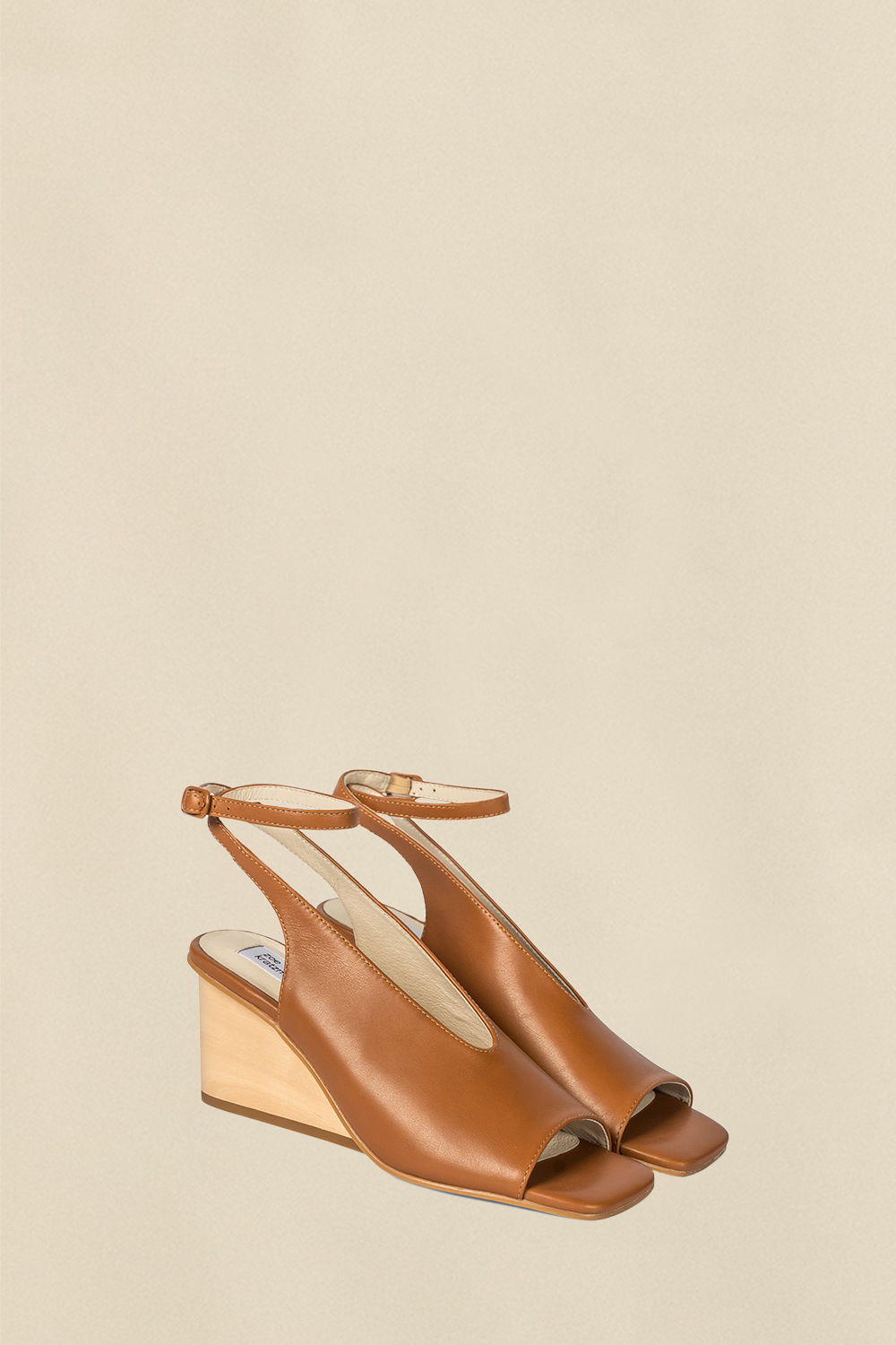 gala wedge - saddle|  zoe kratzmann| considered design