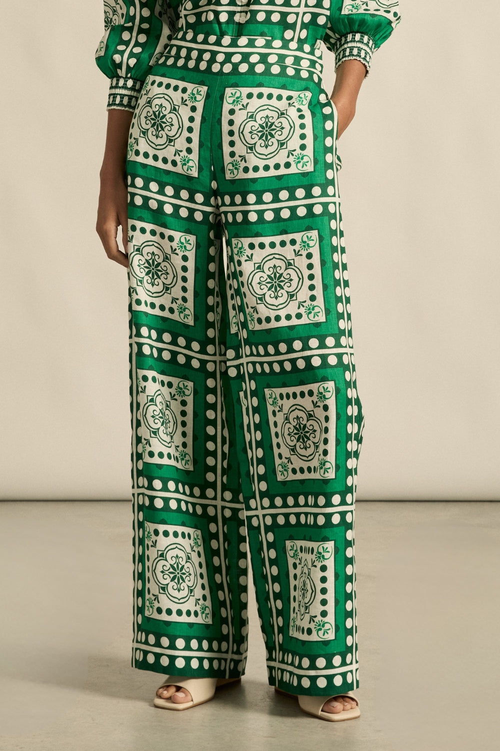 gesture pant - parrot scarf|  zoe kratzmann| considered design