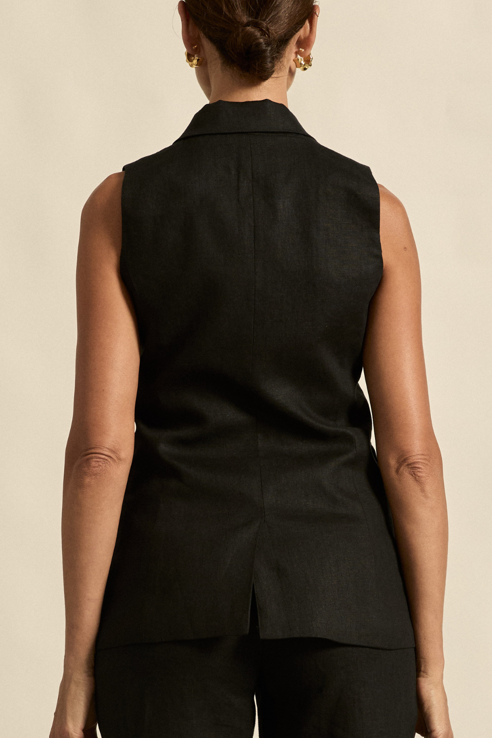 inception vest - black|  zoe kratzmann| considered design