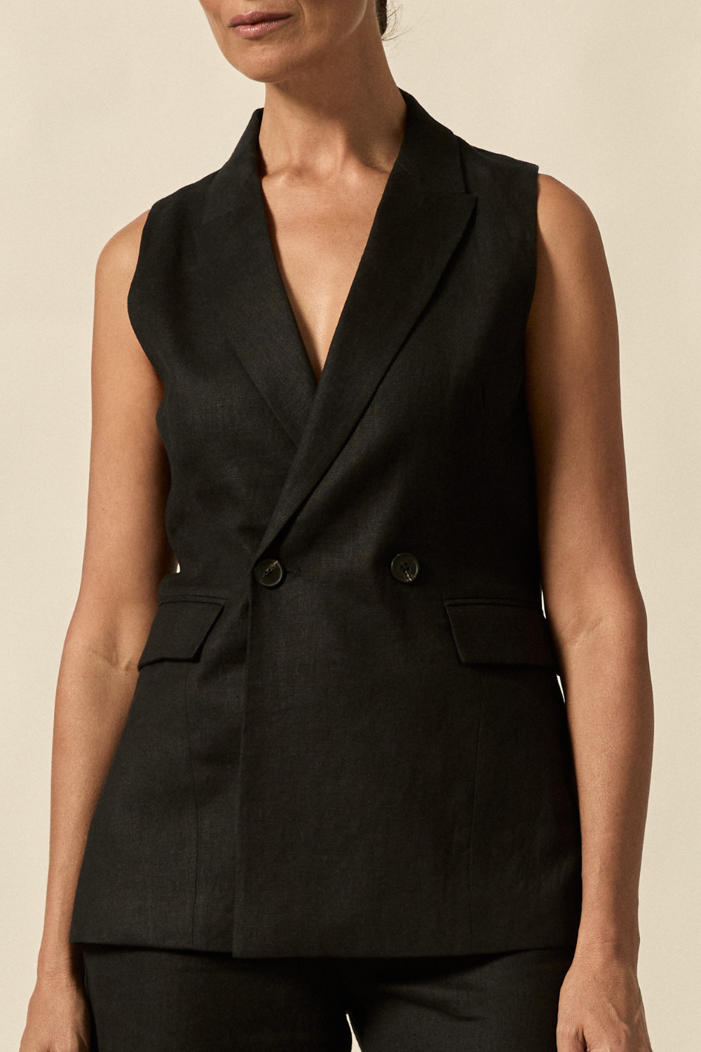 inception vest - black|  zoe kratzmann| considered design