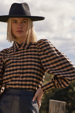 mirage top - toffee black check