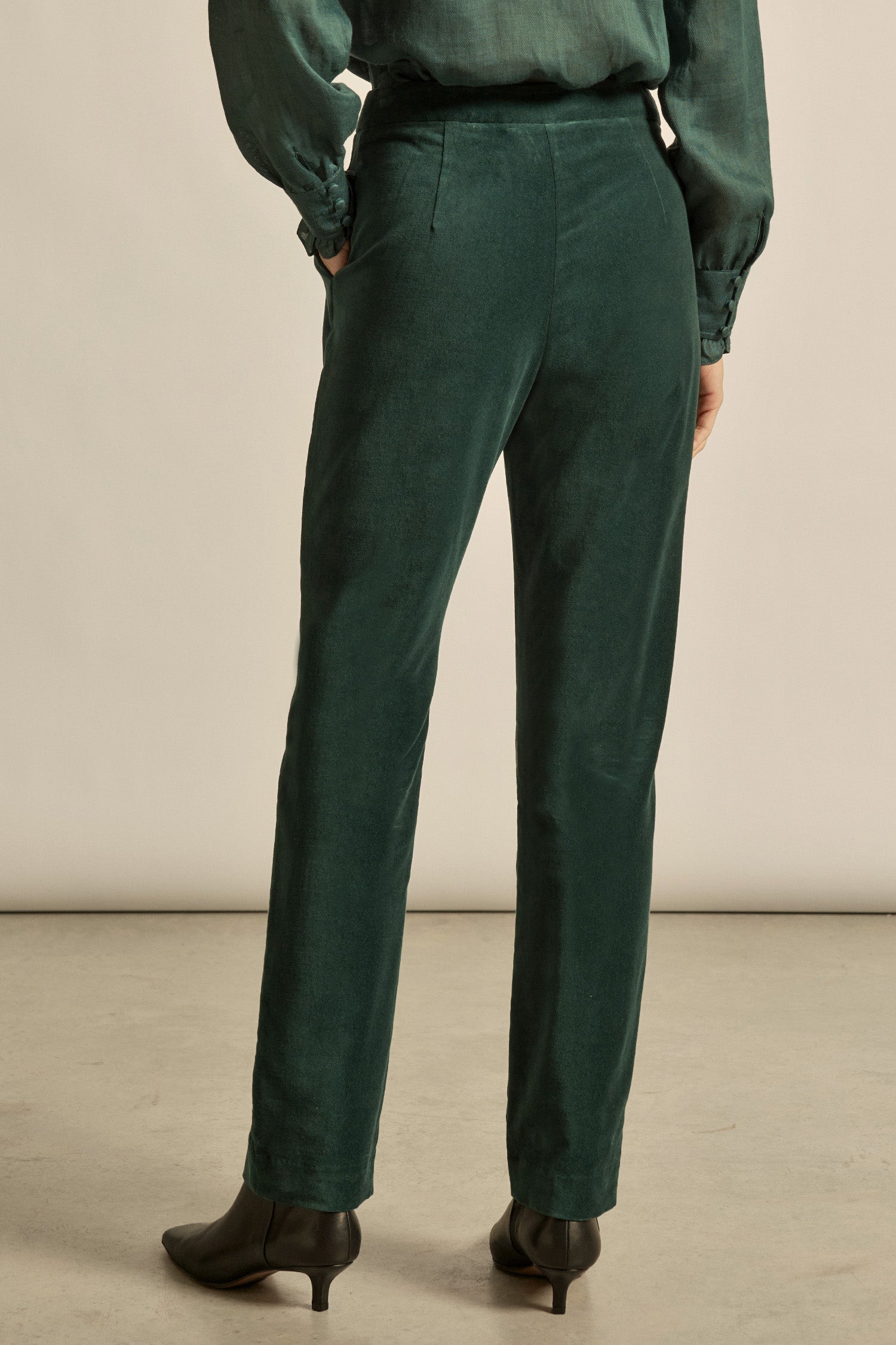 noble pant - emerald|  zoe kratzmann| considered design