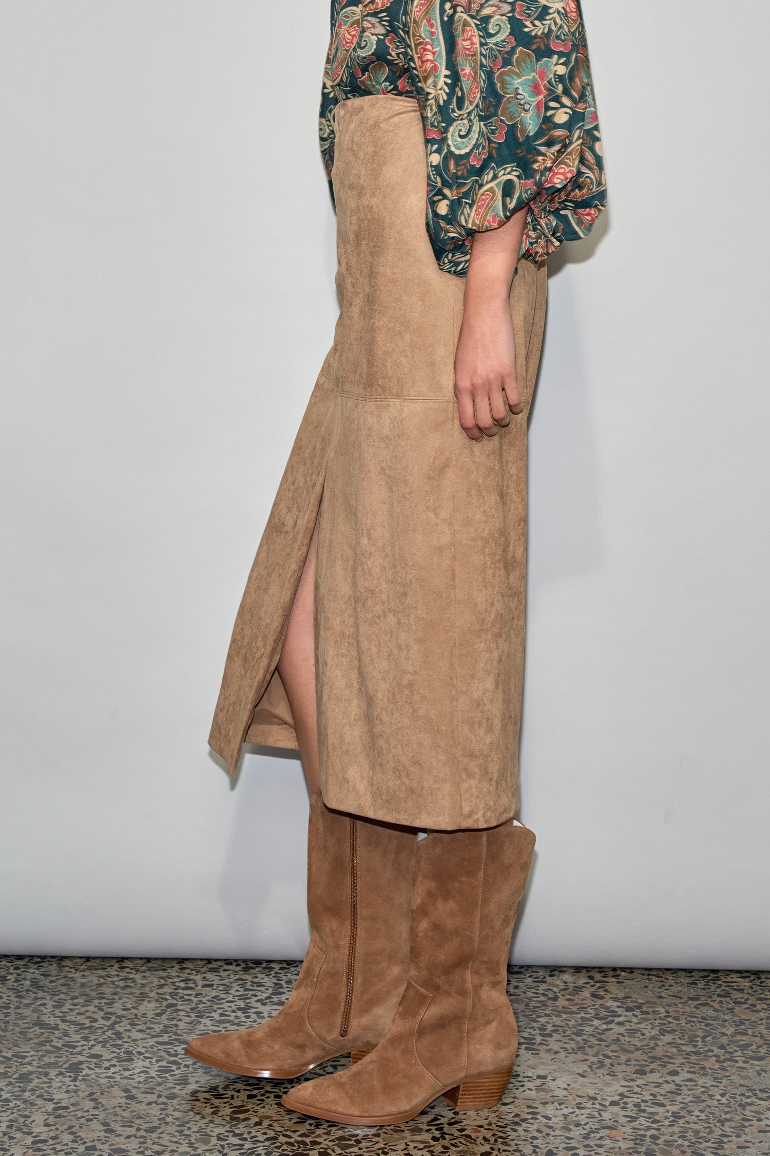 profile skirt - fawn|  zoe kratzmann| considered design