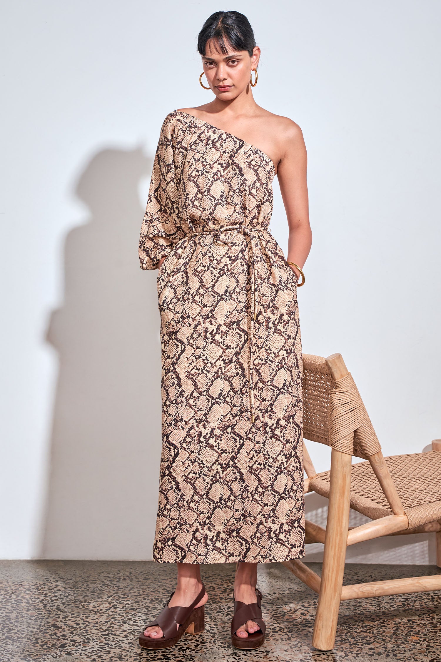 silhouette dress - serpent|  zoe kratzmann| considered design