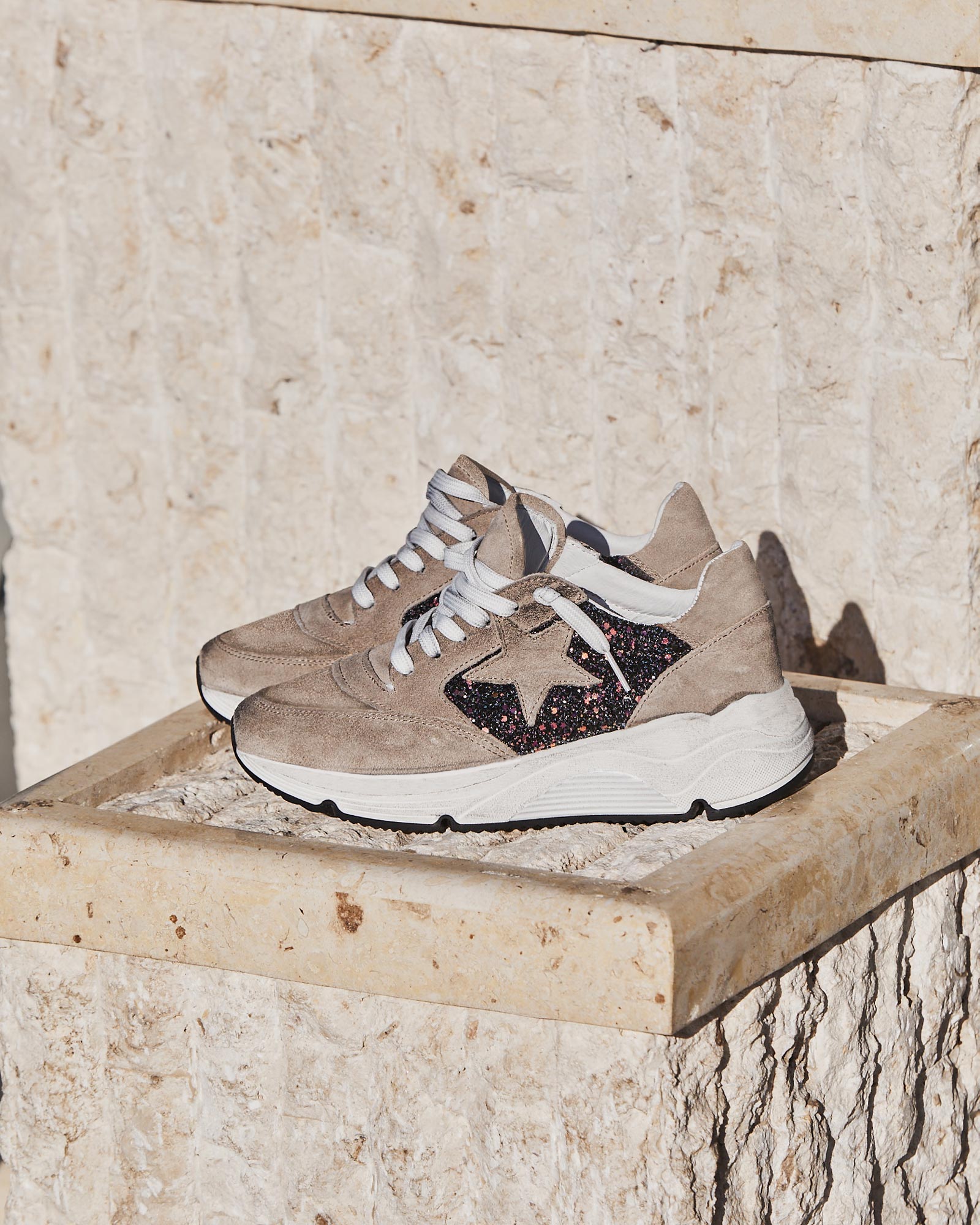 siren sneaker - bronze