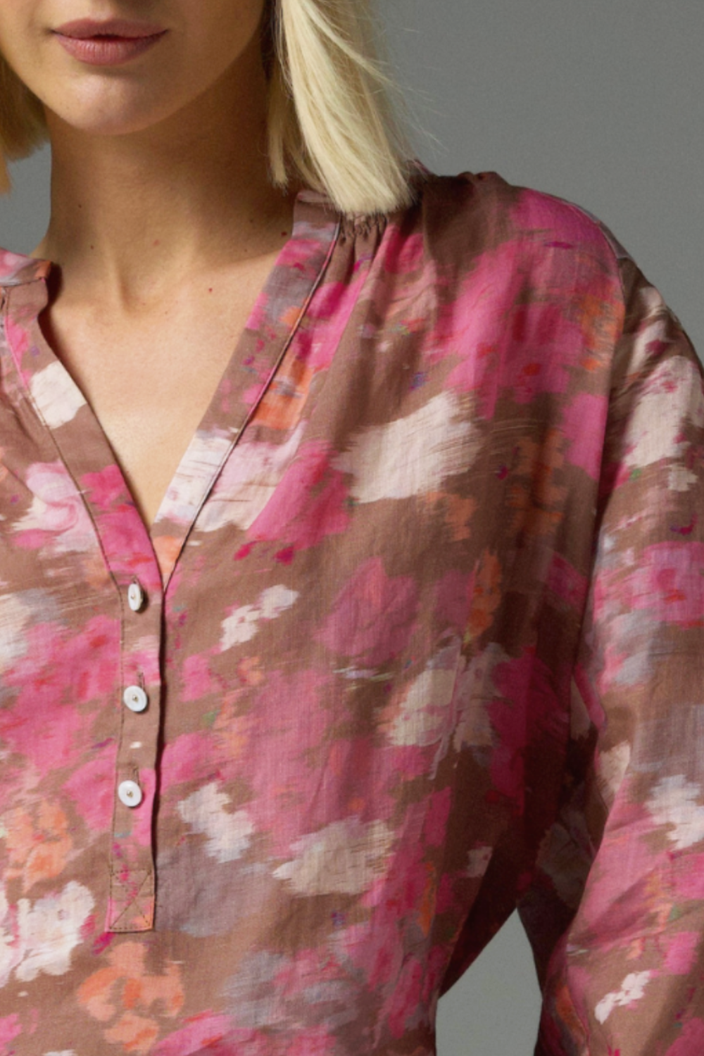 stage top - blush blur