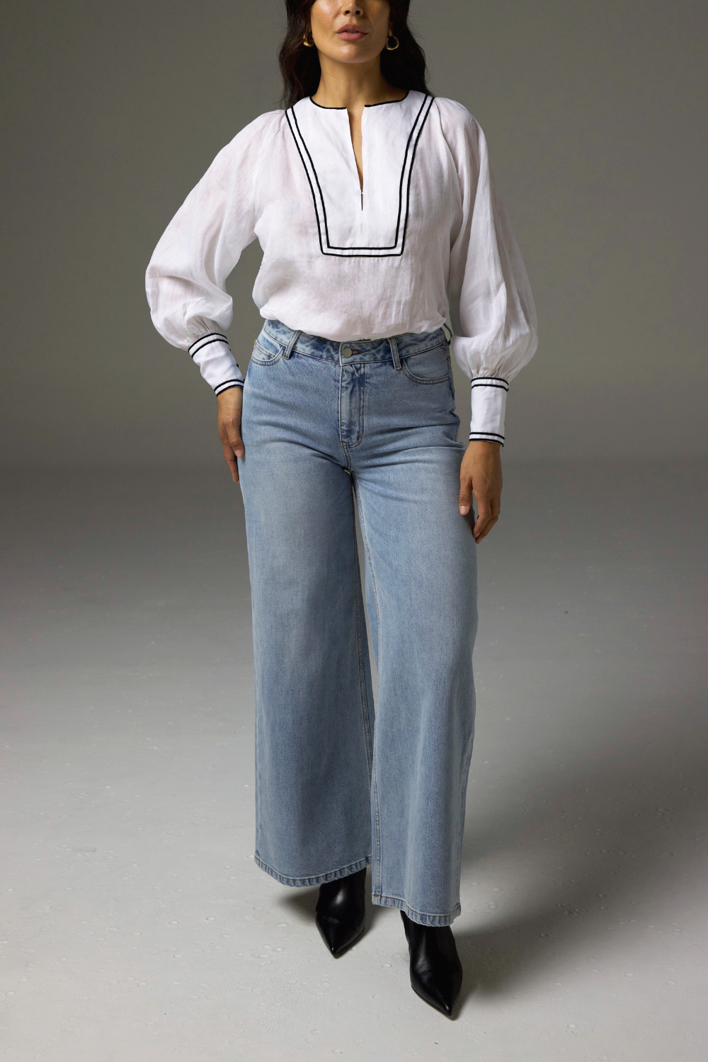 trump jean - washed denim