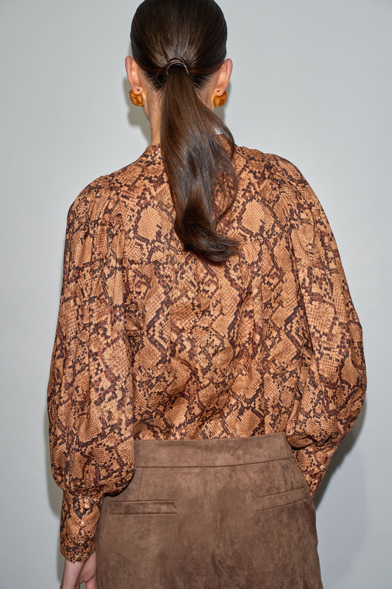 vista top - python|  zoe kratzmann| considered design