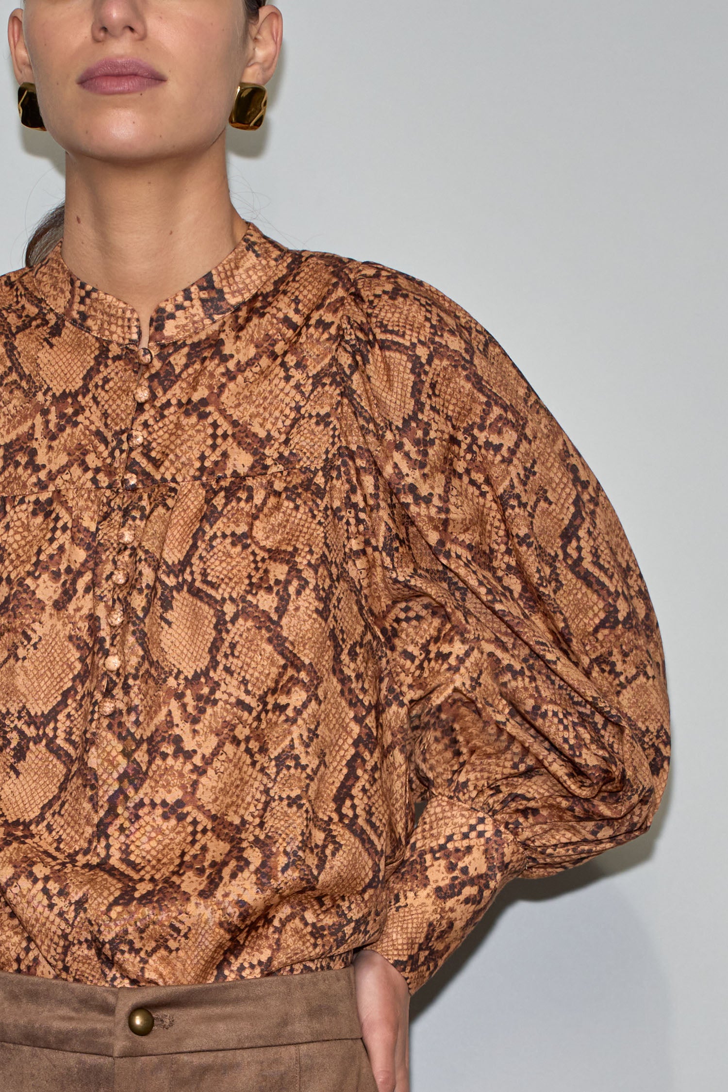 vista top - python|  zoe kratzmann| considered design