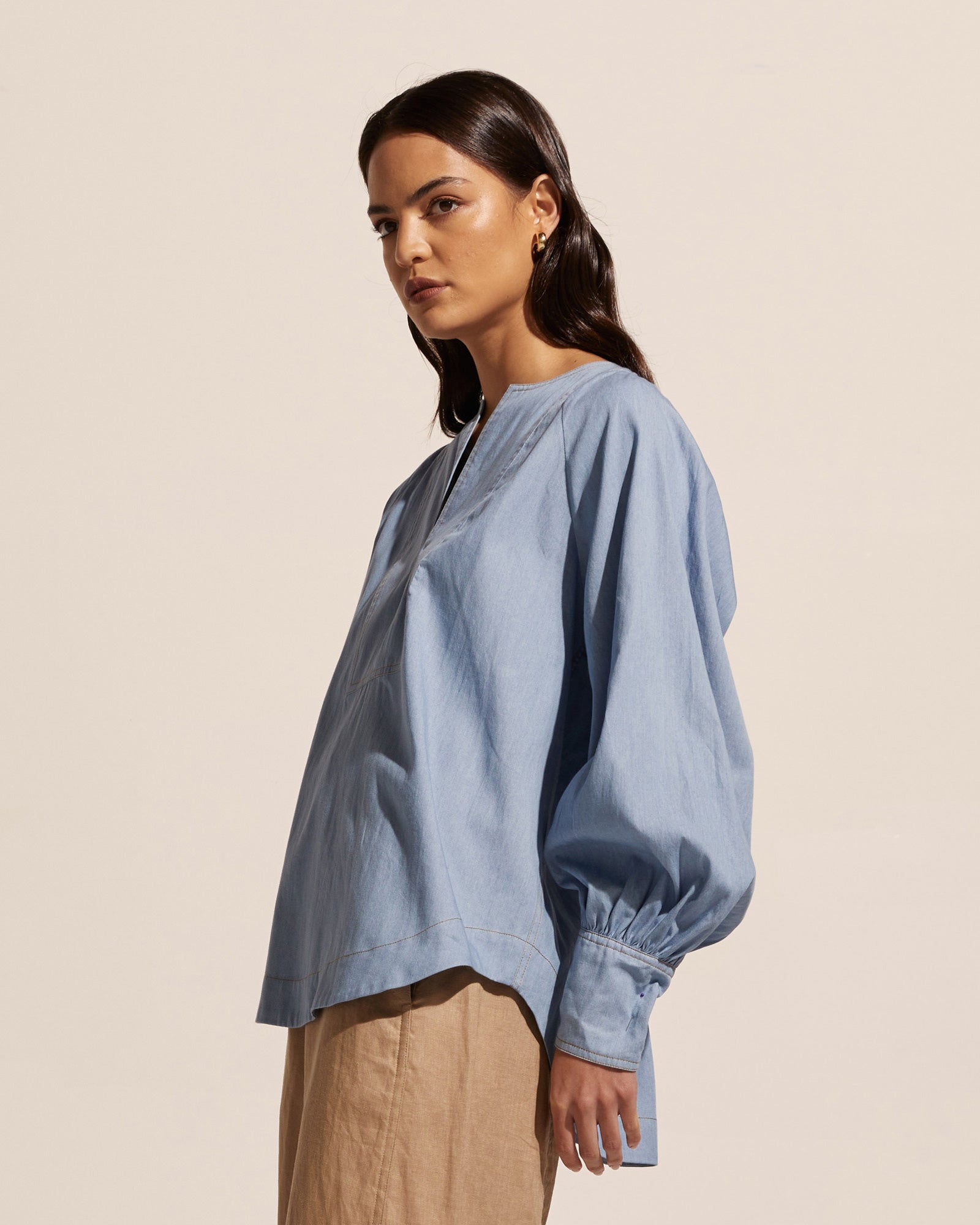 collude top - mid chambray2
