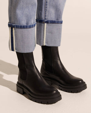 derive boot - black leather