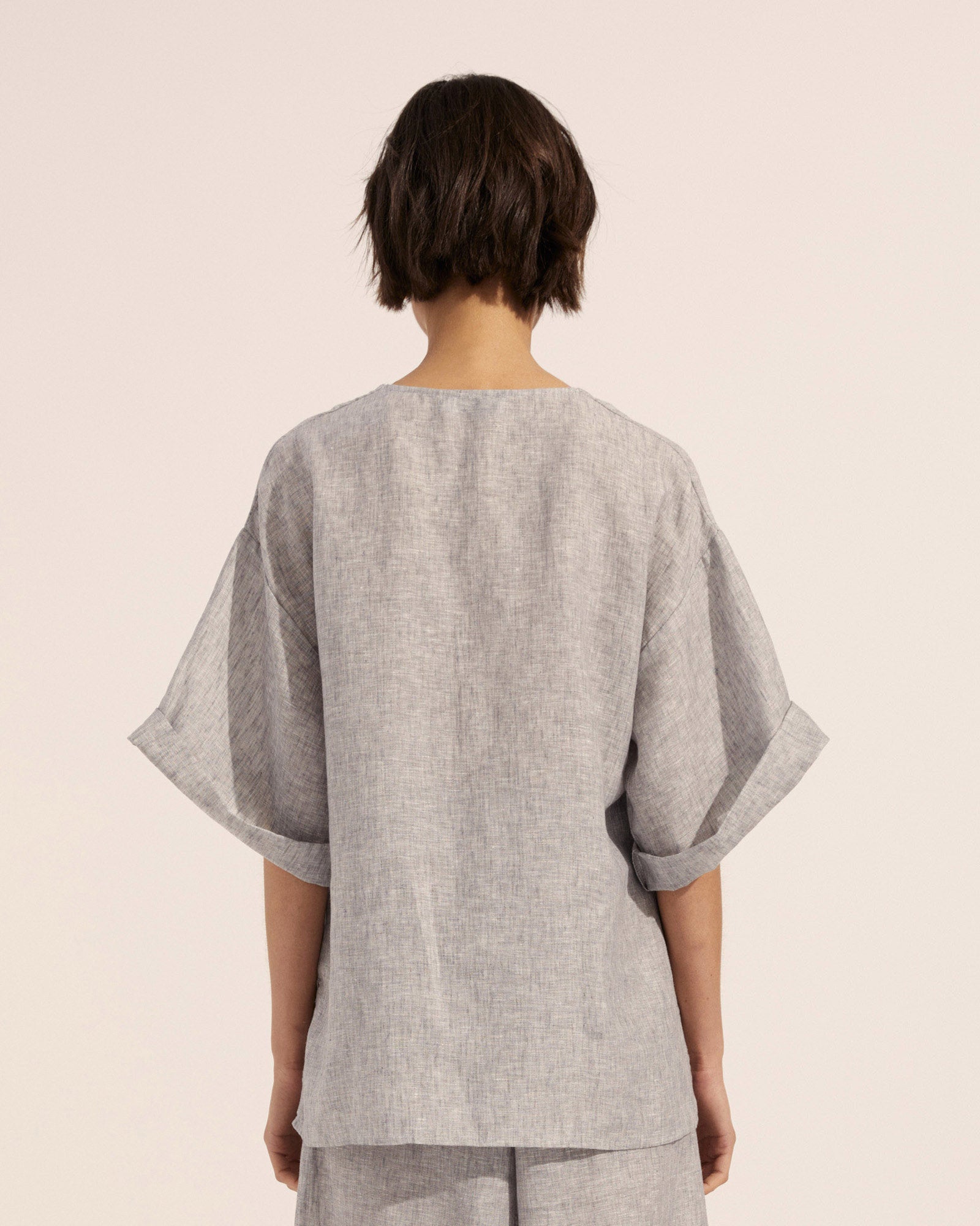 oasis top - oyster/porcelain embroid
