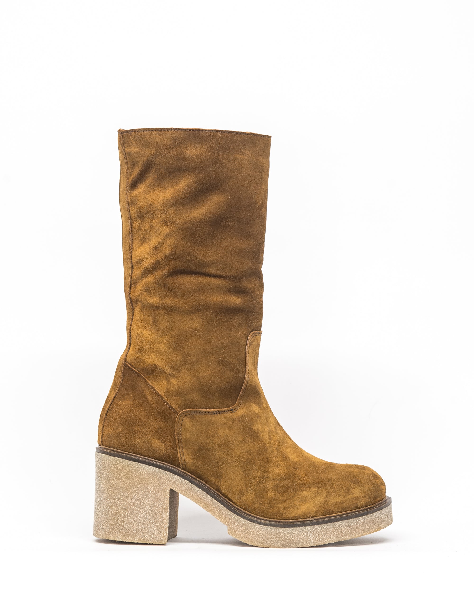 need boot - brown suede